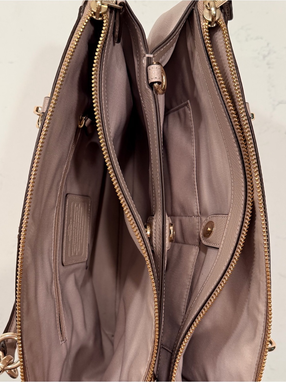 Coach Christie Carryall Bag - Picture 6 of 10